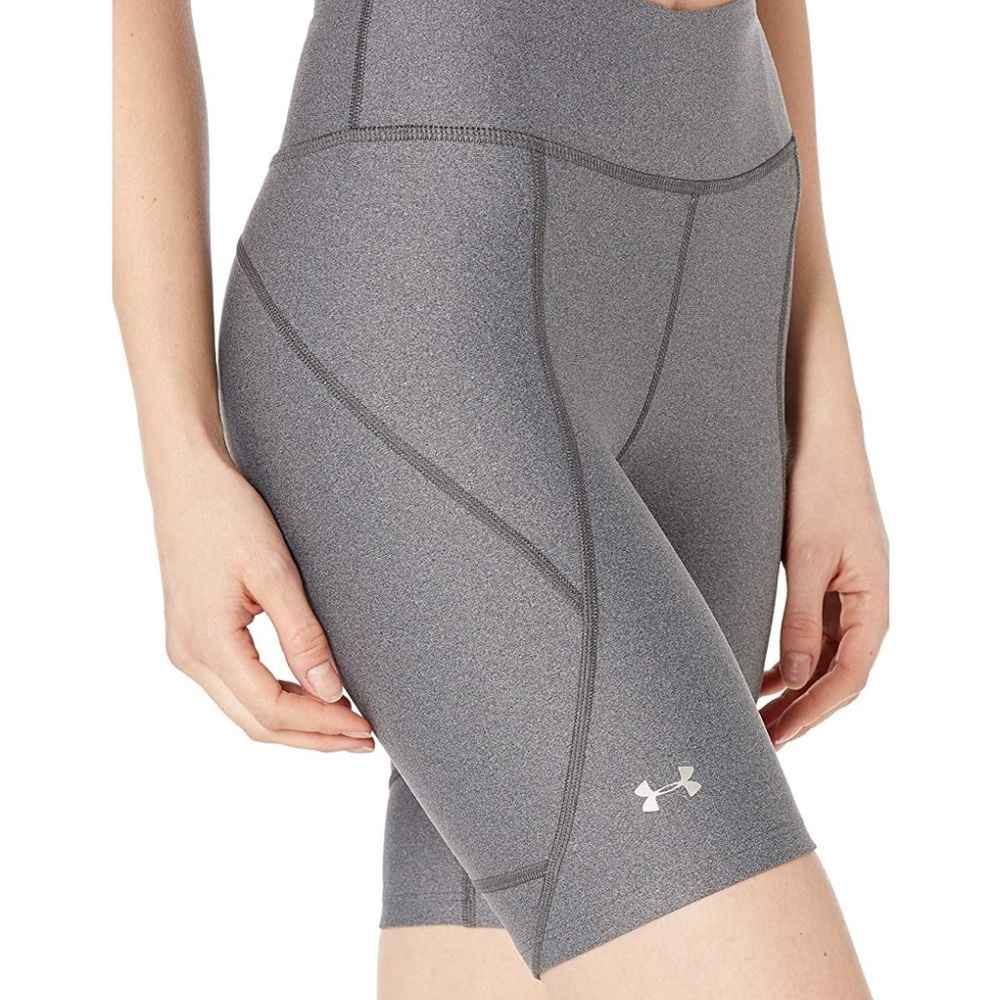 Women's Under Armour HeatGear Compression Biker Shorts. Size small